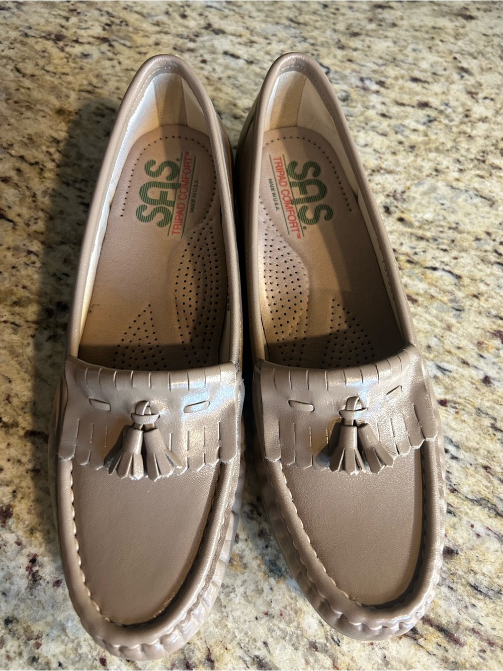 SAS Softie tassel/Kiltie leather loafers. Taupe size 7.5N. New??? - Picture 1 of 12